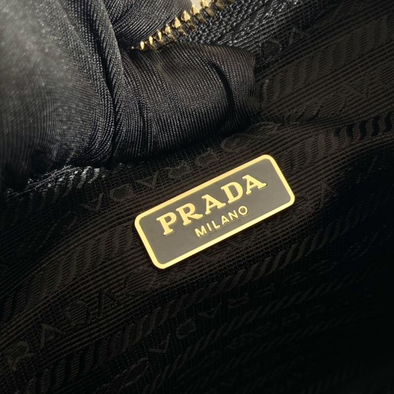Pra*a hobo bags
